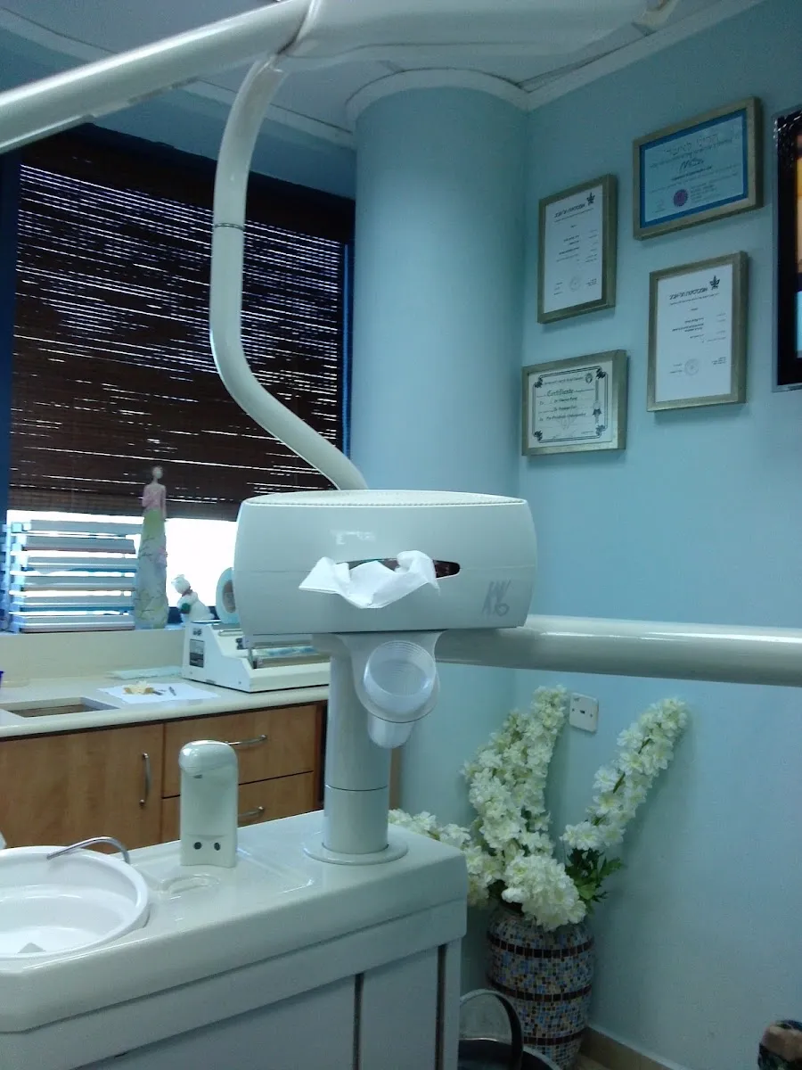 Dr. Sharon Porat Dental Clinic מרפאת שיניים דר' שרון פורת, תמונה 4