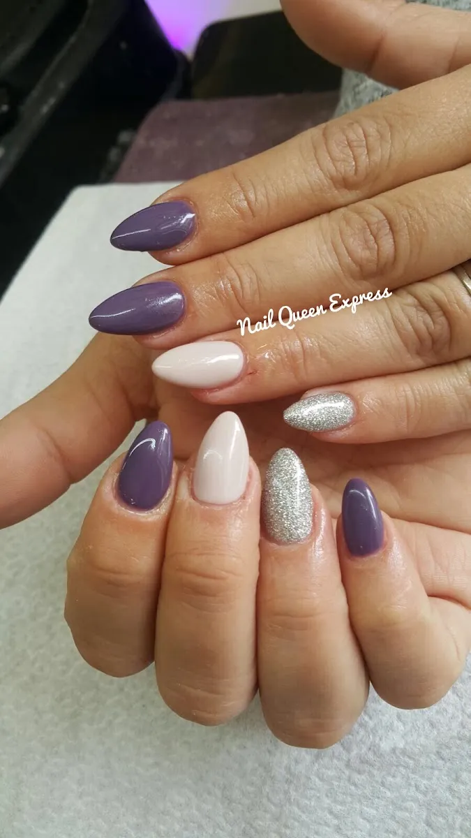 Nail Queen Express Salon נייל קווין אקספרס, תמונה 8