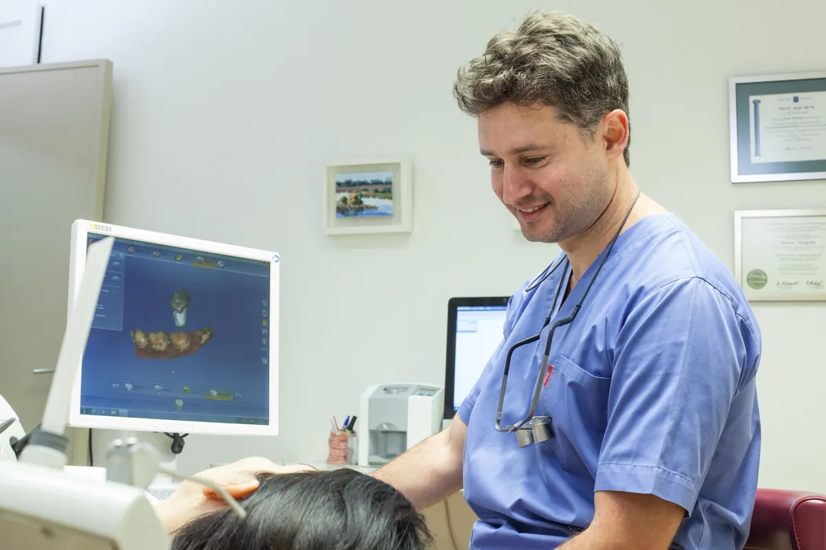 Dr. Samuel Morgolis oral: תמונה 4