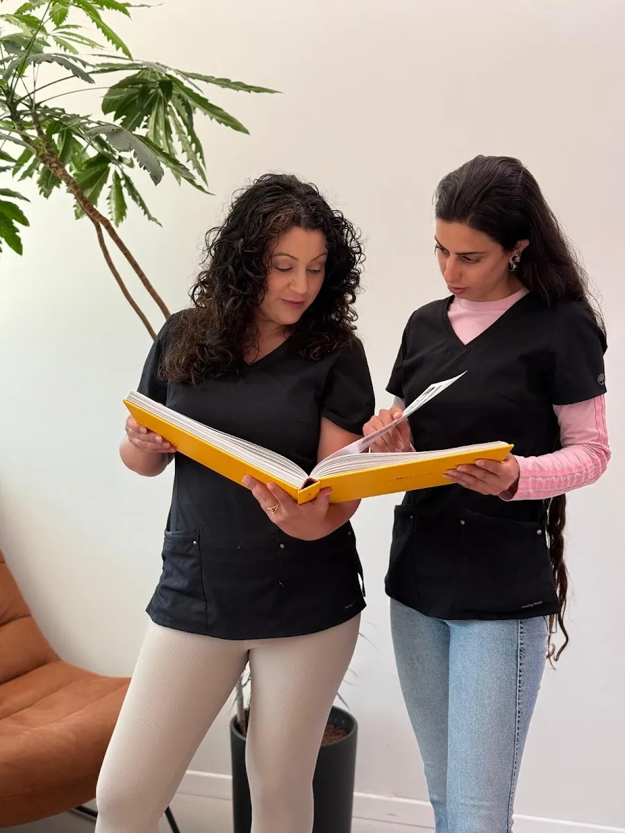 הופה קליניק Opa Clinic רופא שיניים: תמונה 2