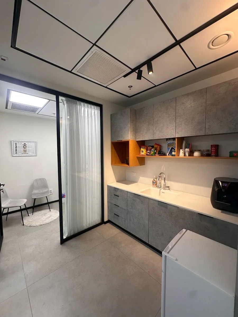 Queens Clinic, תמונה 5
