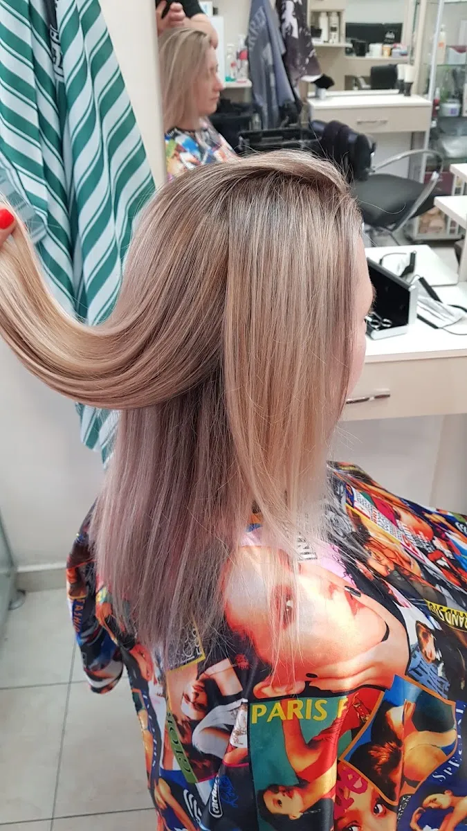 ARTUR Hair Design, תמונה 8