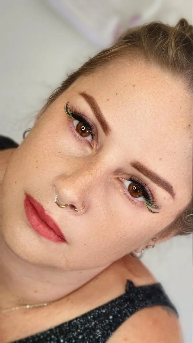 Yana Naumov Lash & Brow Studio, תמונה 5