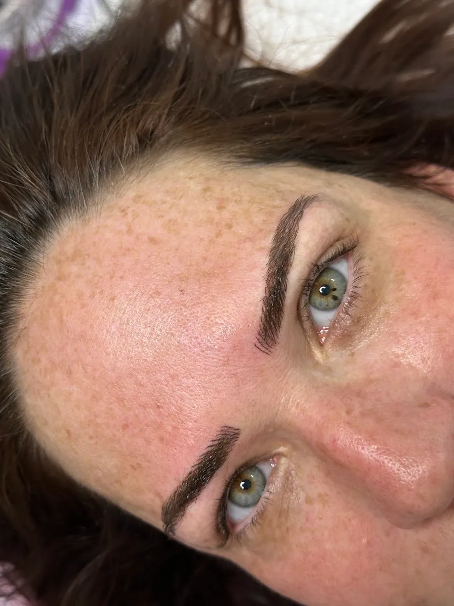 ג'ואן אטלי Cosmetics Solutions איפור קבוע וקוסמטיקה מתקדמת, תמונה 5
