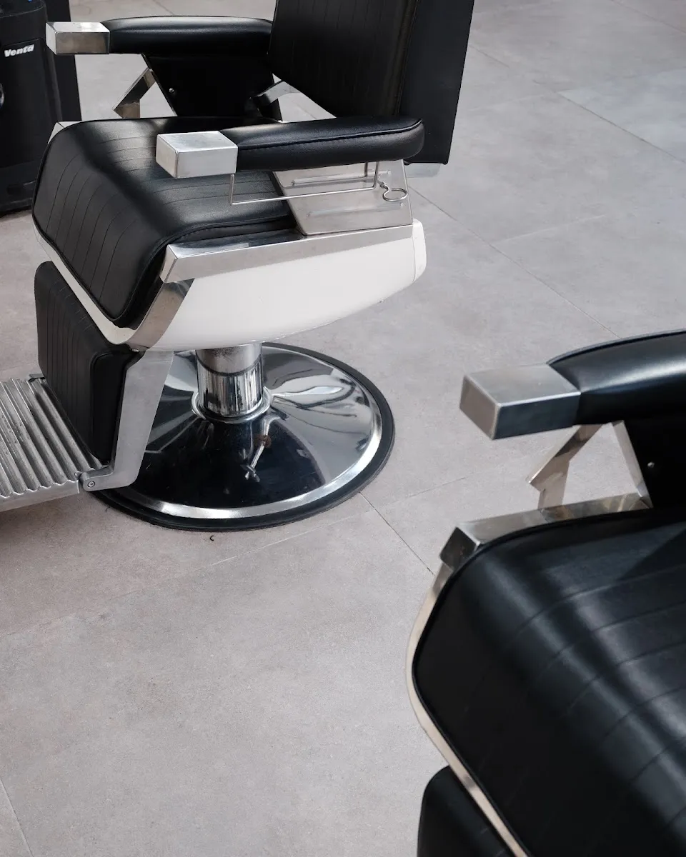 CUT THE BULLSHIT BarberShop, תל אביב–יפו, תמונה 6