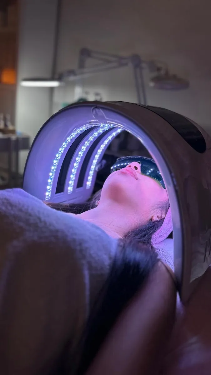 Eleanor Clinic of your beautician, תמונה 7