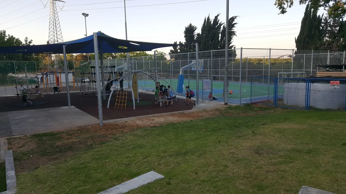 Neve Sharet Country Club: תמונה 8